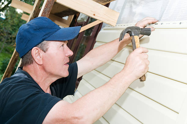 Best Basement Cleanout  in Ellinwood, KS